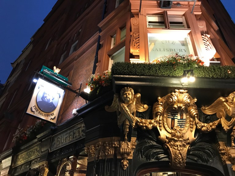 Salisbury pub